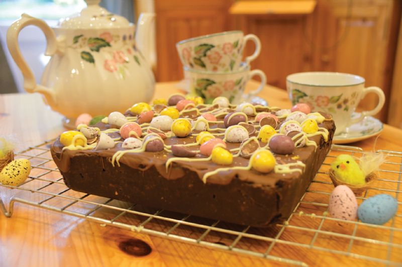 Chocolate biscuit Easter cake