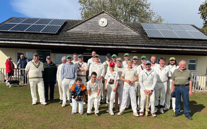 Oakridge played in Division 6B of the Gloucestershire Cricket League in 2025