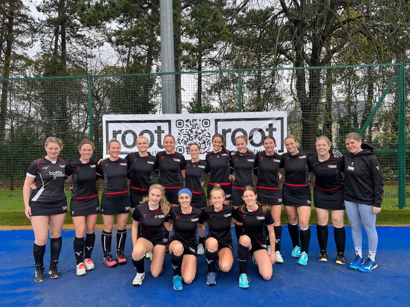 Cheltenham Women’s 1sts play in England Hockey Women’s Conference West