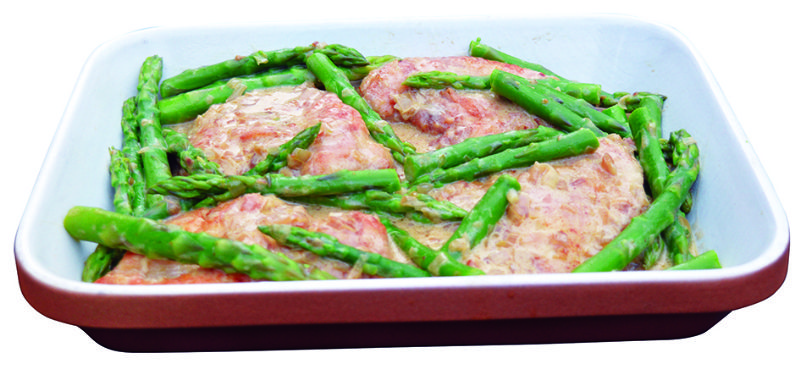 Seasonal Asparagus with Flambéed Chicken