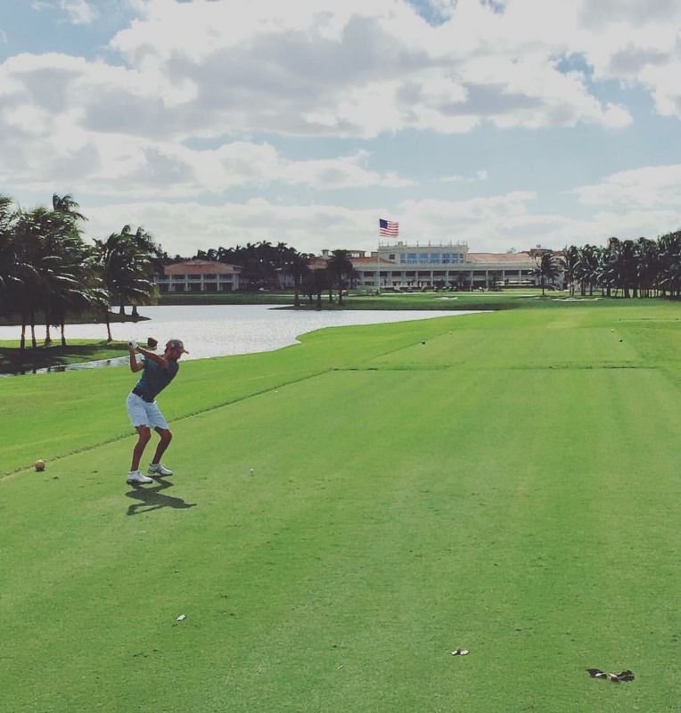 Kenny Overthrow on the 18th tee at Doral Golf Club in Florida