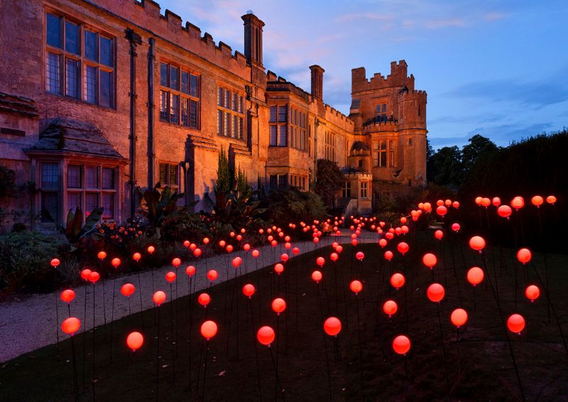 ‘At the Going Down of the Sun’ on the lawns of Sudeley Castle