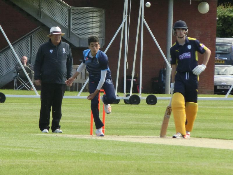 Harvey Jupp in action for Gloucestershire under-17s
