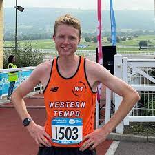 Dom James won a thrilling Cheltenham Half Marathon yesterday